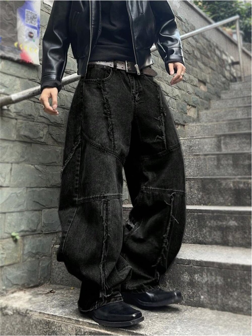 Men's Fashionable Distressed Flared Leg Jeans
